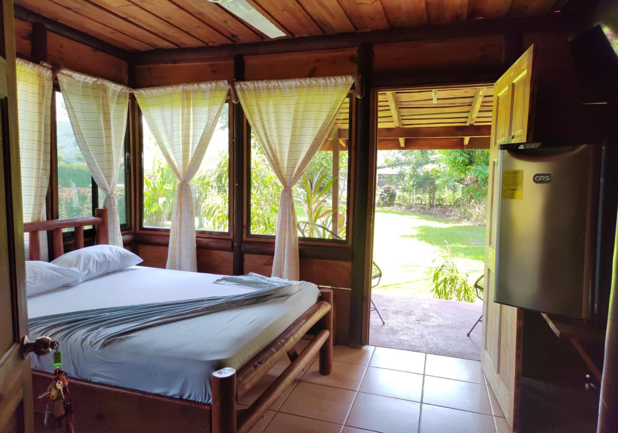 Hotel Canto De Ballenas Uvita Kültér fotó