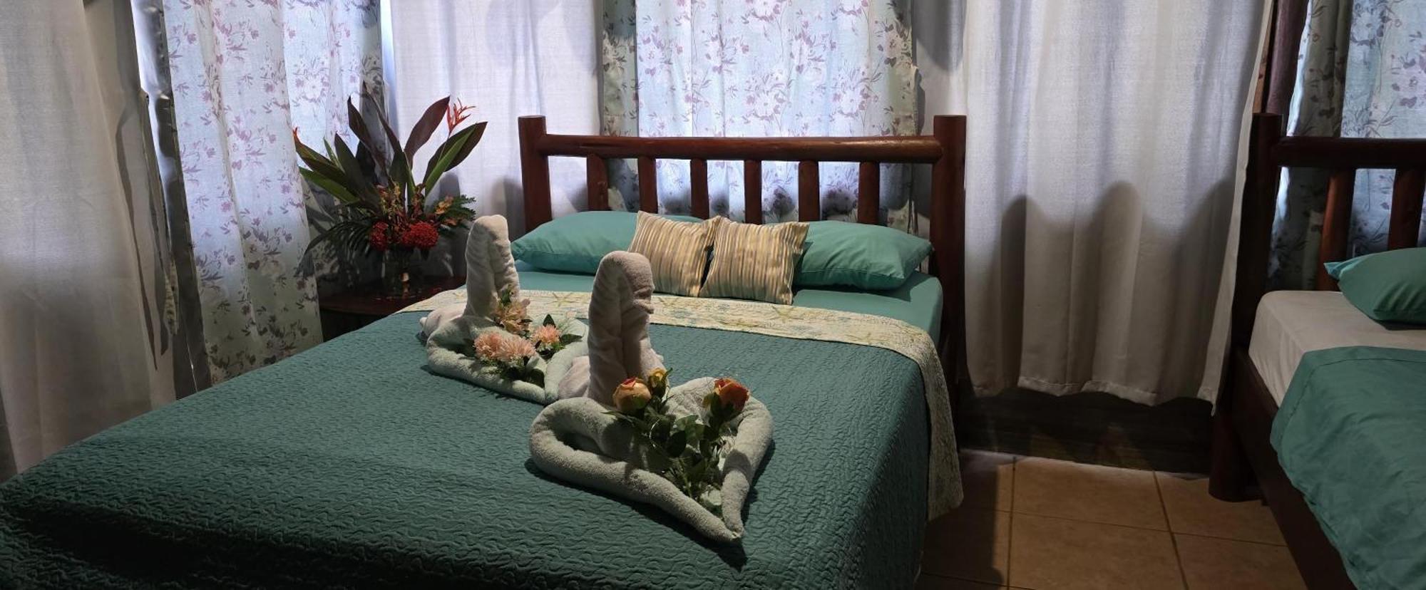 Hotel Canto De Ballenas Uvita Kültér fotó