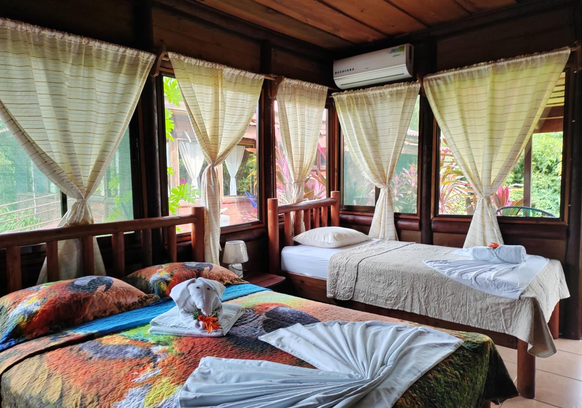 Hotel Canto De Ballenas Uvita Kültér fotó