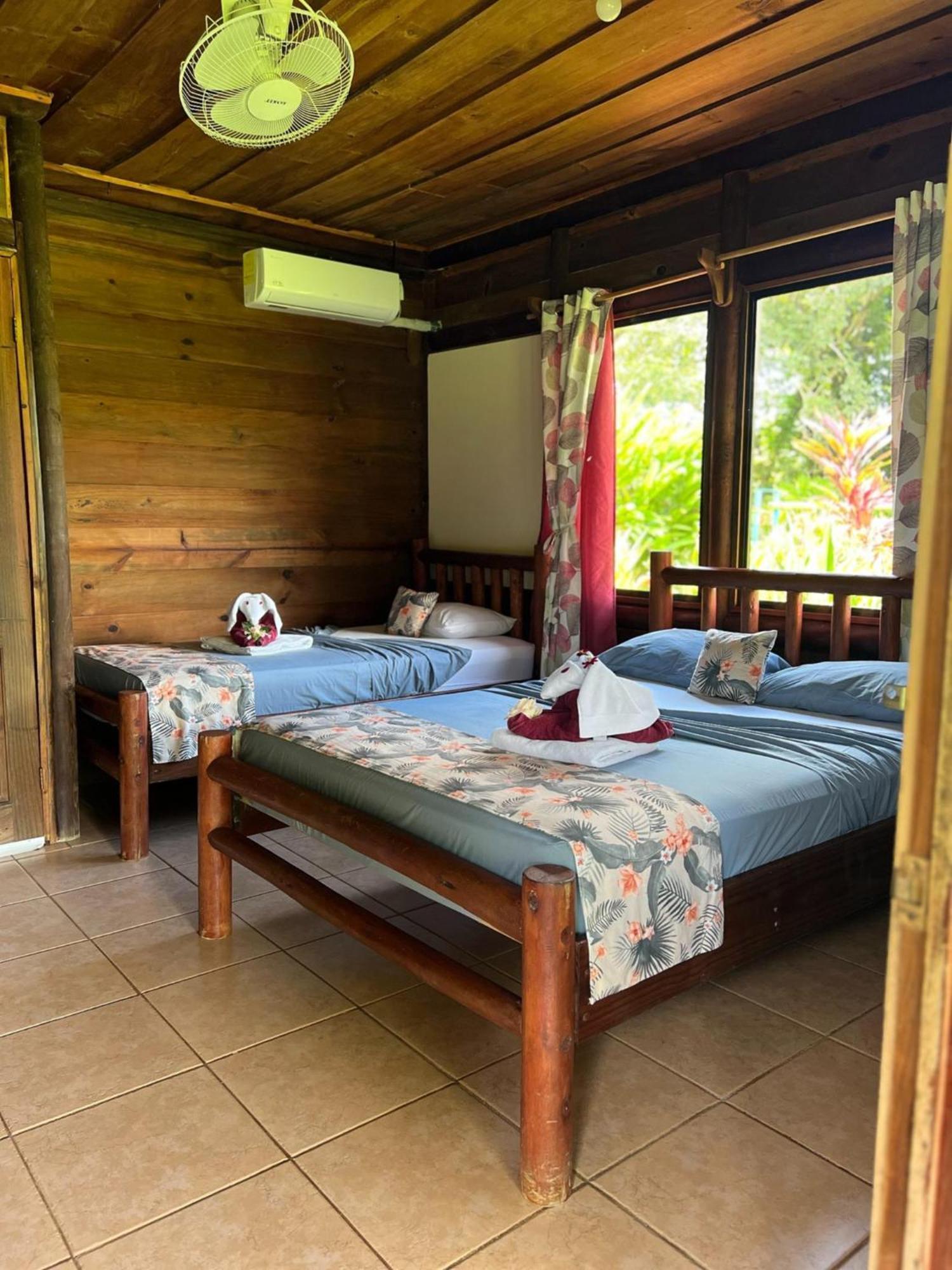 Hotel Canto De Ballenas Uvita Kültér fotó