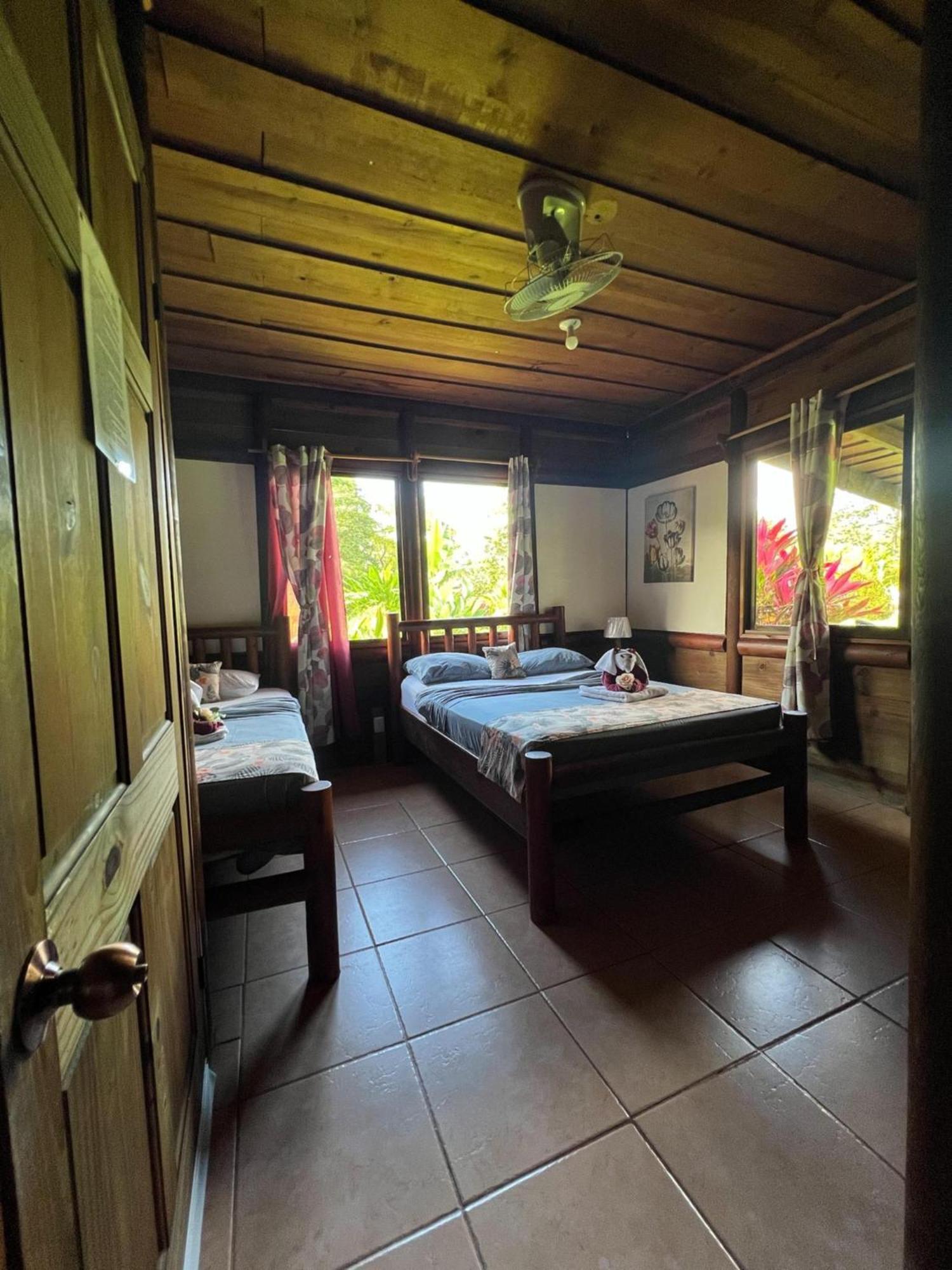 Hotel Canto De Ballenas Uvita Kültér fotó