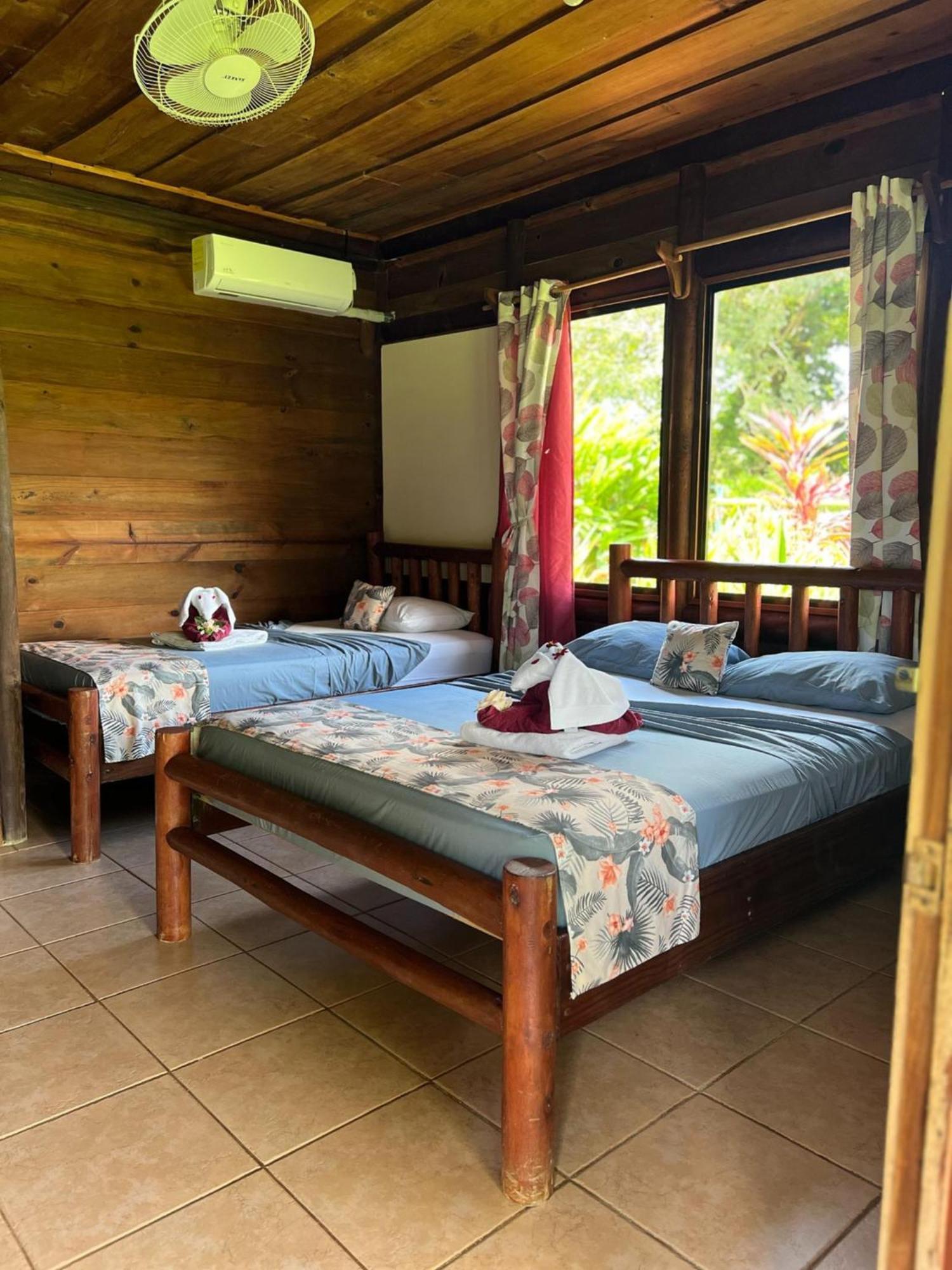 Hotel Canto De Ballenas Uvita Kültér fotó